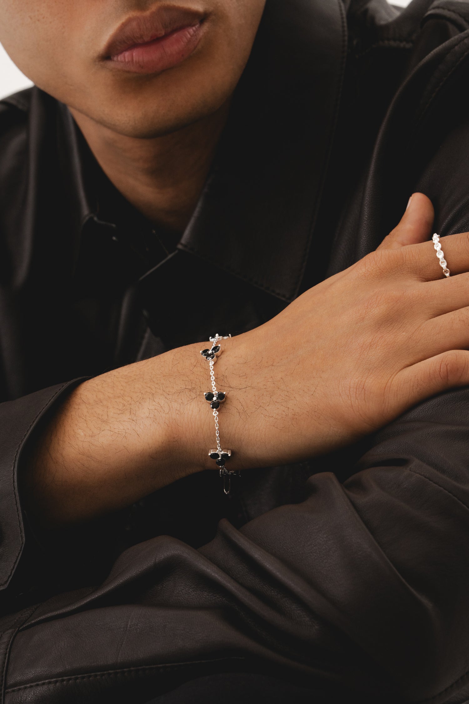 Como Link Bracelet - Silver Onyx – COMMONLINES