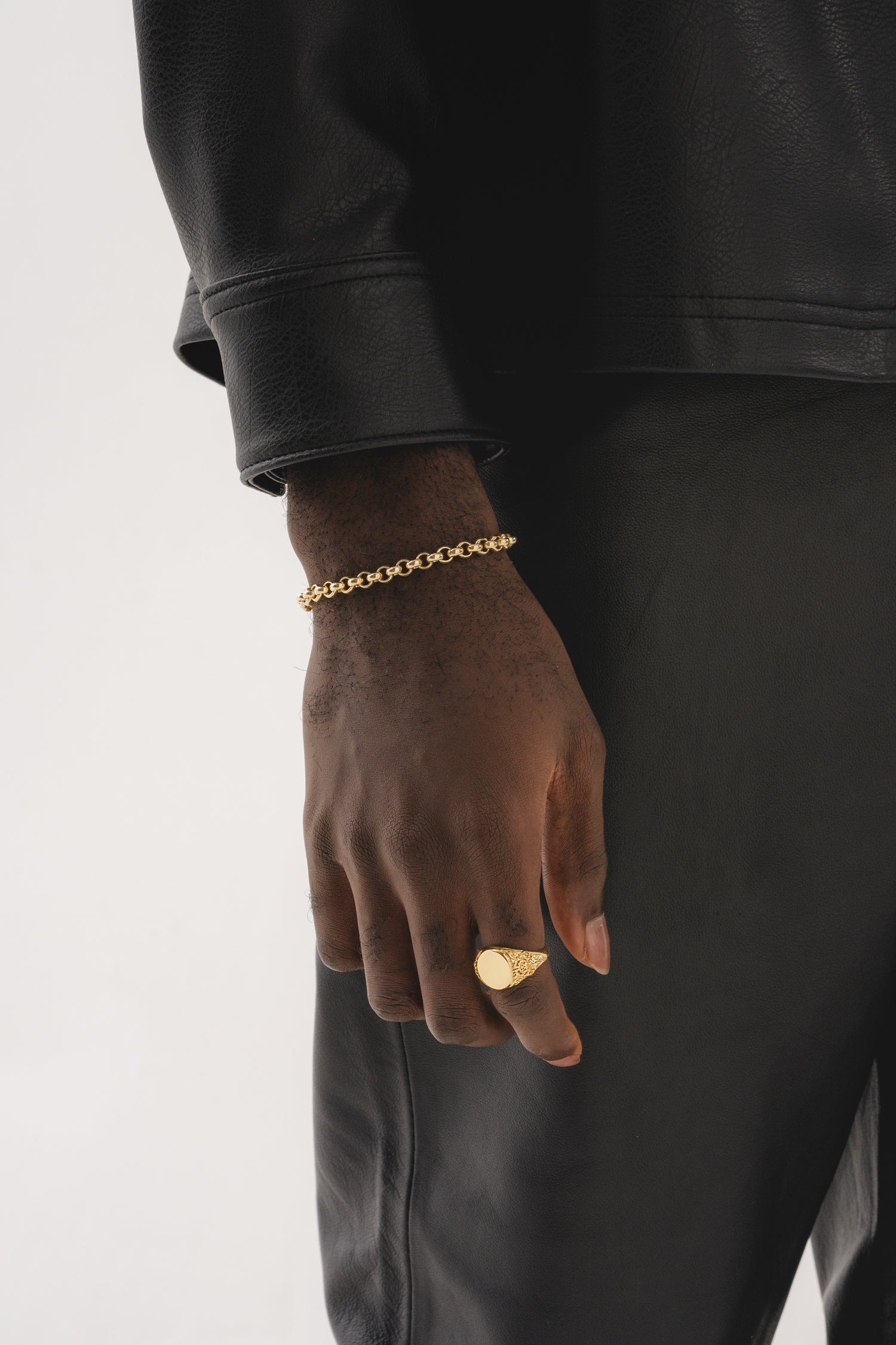 CL Signet Ring (Gold)