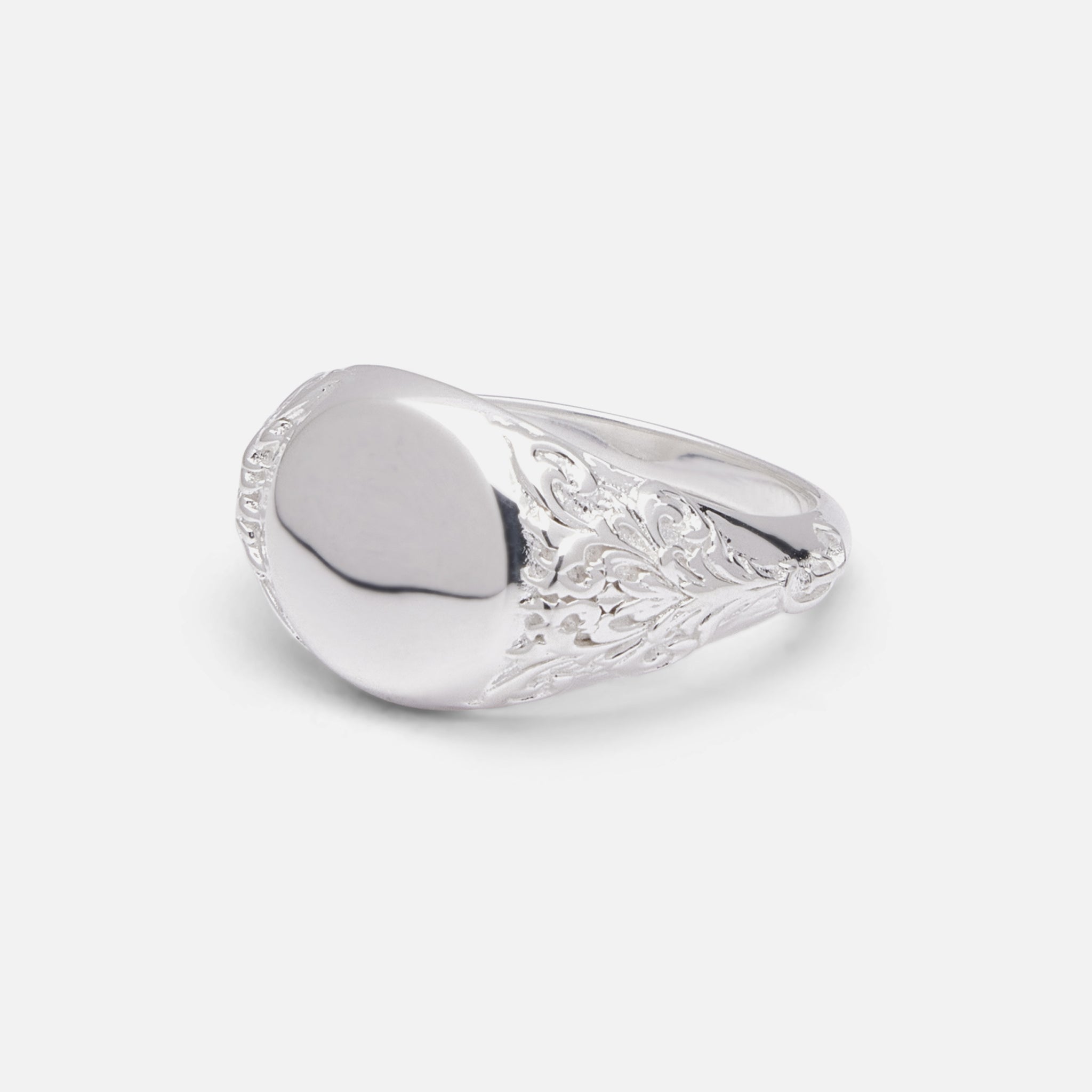 CL Signet Ring – COMMONLINES