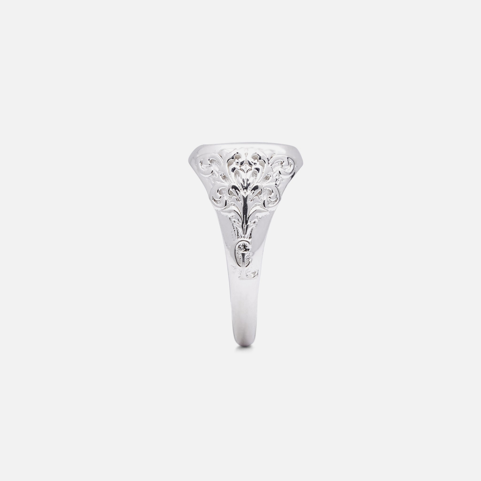 CL Signet Ring – COMMONLINES